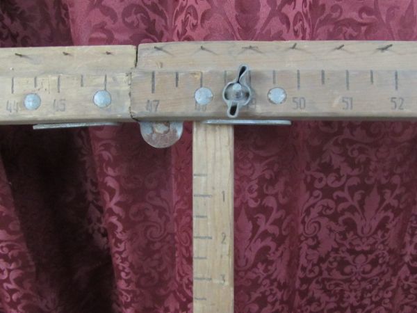 LARGE VINTAGE QUILTING FRAME