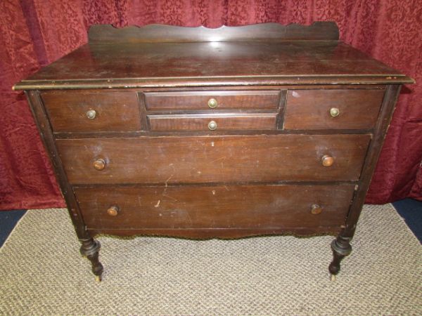 VINTAGE ALL WOOD DRESSER /SIDEBOARD