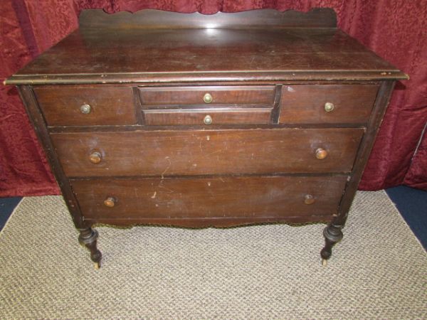 VINTAGE ALL WOOD DRESSER /SIDEBOARD