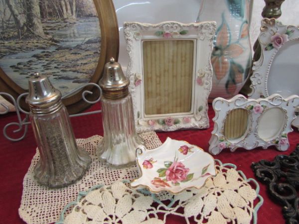 LARGE VARIETY LOT FROM ELEGANT TO EVERYDAY!   POTTERY VASE, TERRA COTTA POT, SALT & PEPPER SET PLUS MUCH MORE