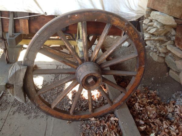  OUT WEST COVERED WAGON  ****THERE IS A RESERVE ON THIS ITEM****