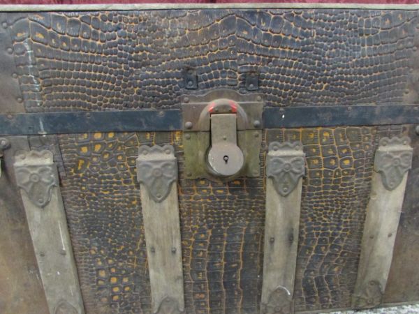 ANTIQUE ALLIGATOR TIN STEAMER TRUNK