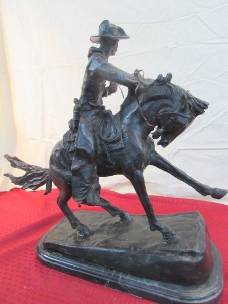 LARGE BRONZE FREDERIC REMINGTON STATUE COWBOY  **  ** RESERVE HAS BEEN MET **