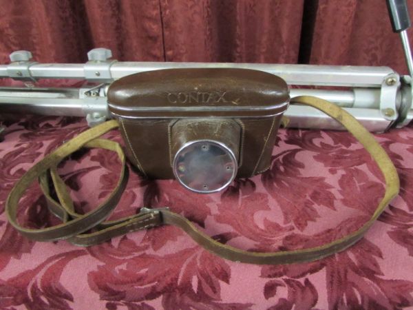 VINTAGE ZEISS-IKON CAMERA - KODAK VIGILANT FOLD OUT CAMERA & MORE