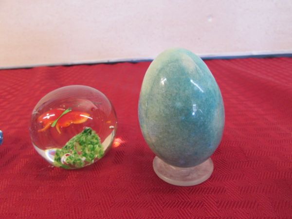 TWO CARVED ROCK EGGS, BLOWN GLASS PAPER WEIGHT & TURTLE