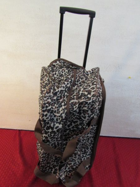 UNUSED ROLLING DUFFLE BAG