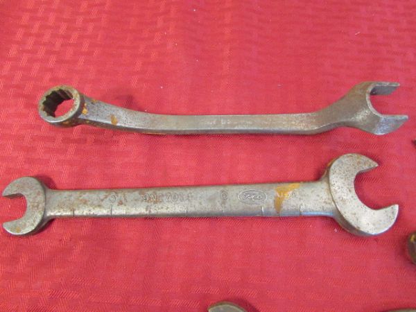 VARIETY OF VINTAGE FORD WRENCHES