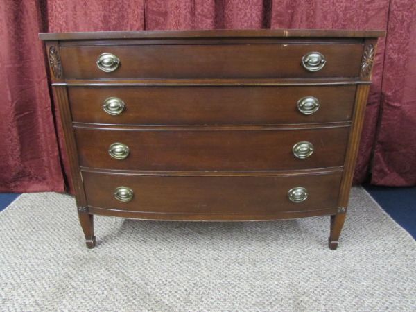 VINTAGE DREXEL BOW FRONT DRESSER