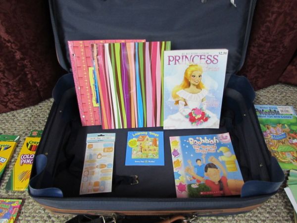 KIDS ARTS, CRAFTS & ENTERTAINMENT ITEMS IN HANDY SUITCASE