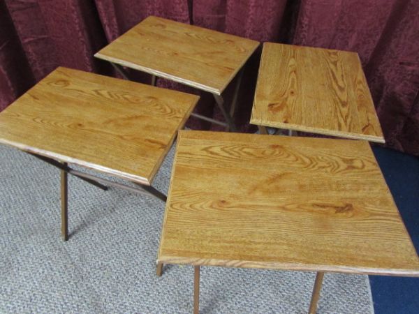 VINTAGE WOODEN TV TRAYS