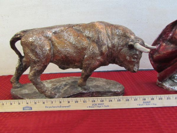 VINTAGE ITALIAN MADE MATADOR & BULL