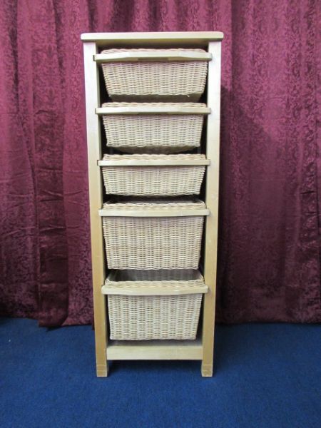 basket dresser