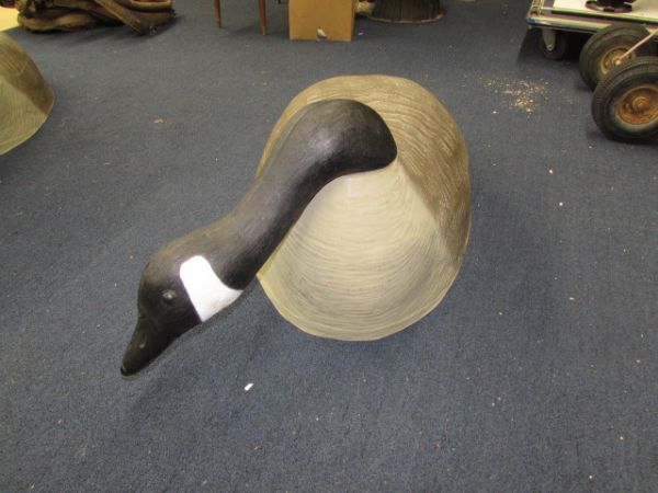 HUGE CANADIAN GEESE DECOYS!  B-52's!!