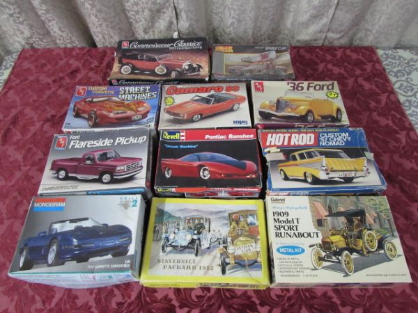 ELEVEN VINTAGE MODEL CAR KITS