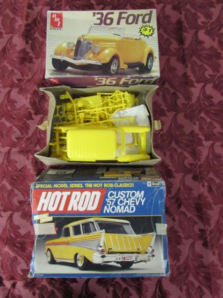 ELEVEN VINTAGE MODEL CAR KITS