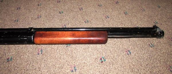 RARE 101 CROSMAN AIR RIFLE VINTAGE WITH PADDED GUN CASE