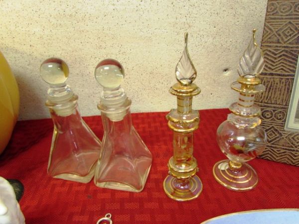 VARIETY LOT OF ANTIQUE, VINTAGE ITEMS - MOTHER OF PEARL, PERFUME BOTTLES, BAVARIAN DISHES & MORE