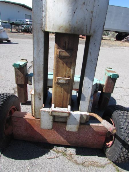 GREY TNT-550 AIR JACK - 5.5 TON **RESERVE ON THIS ITEM**