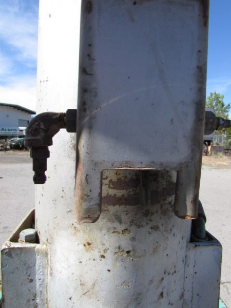 GREY TNT-550 AIR JACK - 5.5 TON **RESERVE ON THIS ITEM**