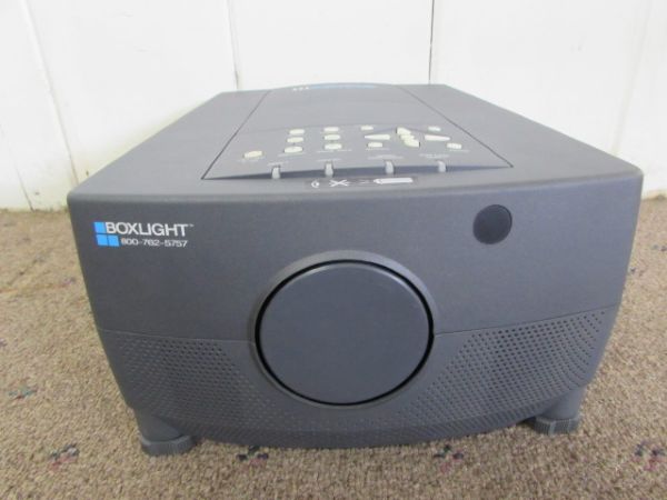 PERSONAL COMPUTER PROJECTOR