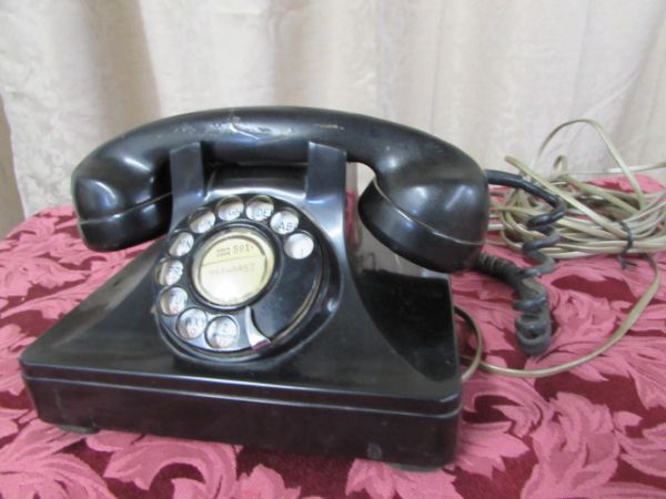 VINTAGE  RARE ROTARY DIAL TELEPHONE