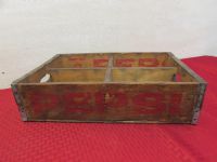 VINTAGE WOODEN PEPSI CRATE WITH DIVIDERS