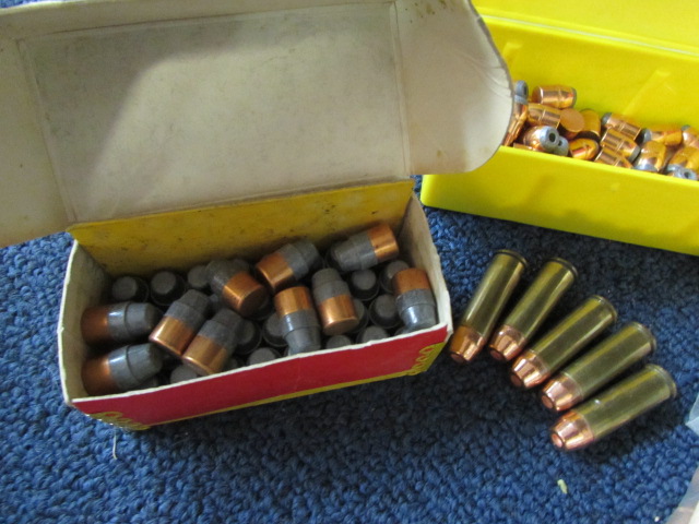 Lot Detail - 44-45 CAL BULLETS & CAPS FOR RELOADING