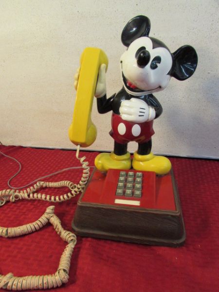 THIS IS A REAL MICKEY MOUSE PHONE!!