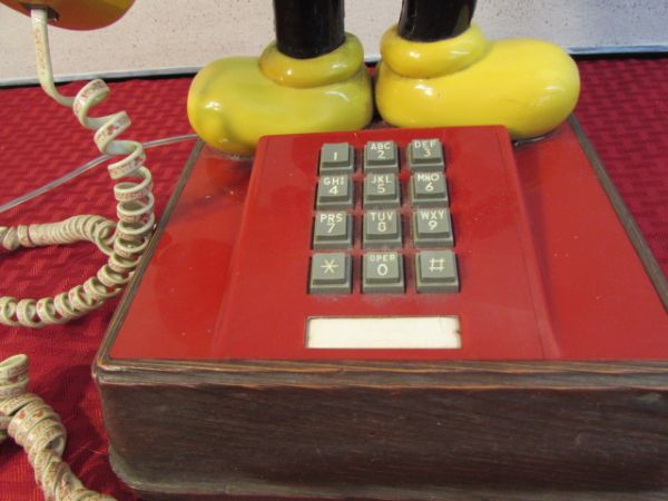 THIS IS A REAL MICKEY MOUSE PHONE!!