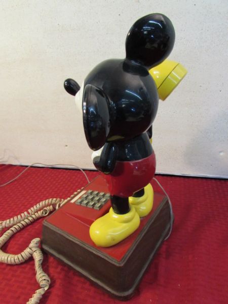 THIS IS A REAL MICKEY MOUSE PHONE!!