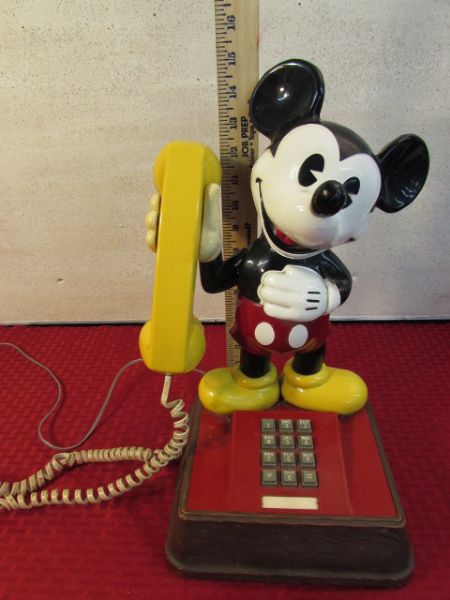THIS IS A REAL MICKEY MOUSE PHONE!!