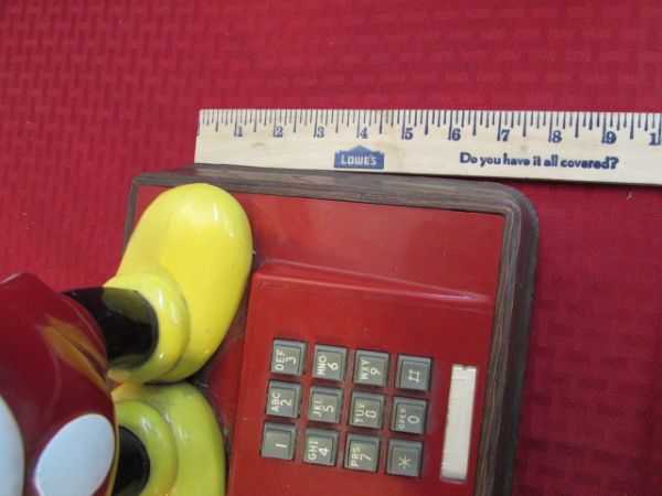 THIS IS A REAL MICKEY MOUSE PHONE!!
