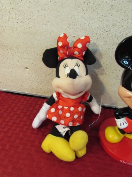 BOBBLE HEAD MICKEY MOUSE & PLUSHES