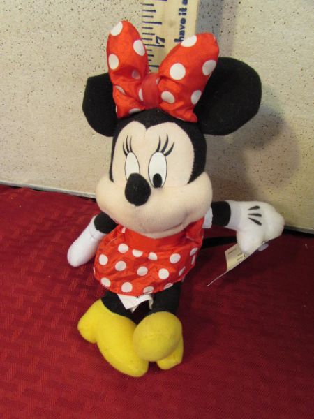 BOBBLE HEAD MICKEY MOUSE & PLUSHES