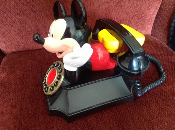 VINTAGE MICKEY MOUSE DESK DIAL PHONE