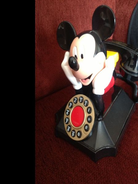 VINTAGE MICKEY MOUSE DESK DIAL PHONE