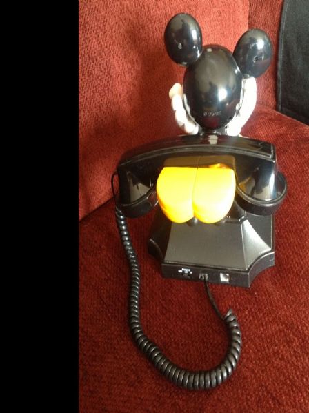 VINTAGE MICKEY MOUSE DESK DIAL PHONE