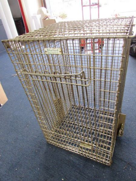 HEAVY WIRE ANIMAL CAGE
