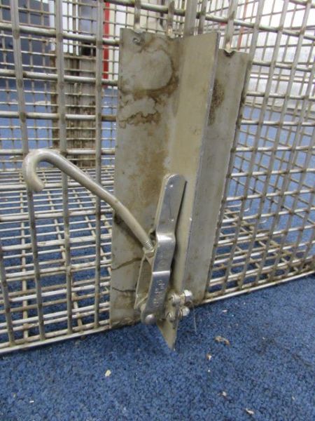 HEAVY WIRE ANIMAL CAGE