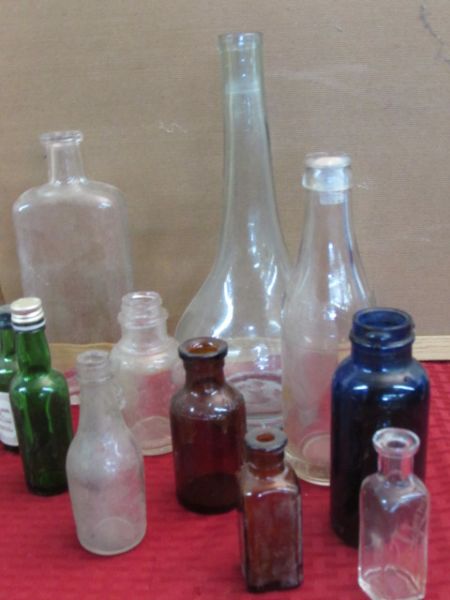 ANTIQUE & VINTAGE BOTTLES