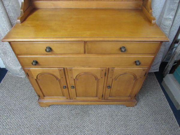 EARLY AMERICAN TWO PIECE HUTCH