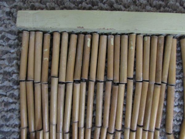 VINTAGE  BAMBOO PRIVACY DOOR SCREEN