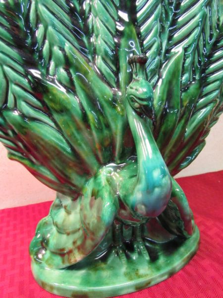 VINTAGE CERAMIC PEACOCK VASE