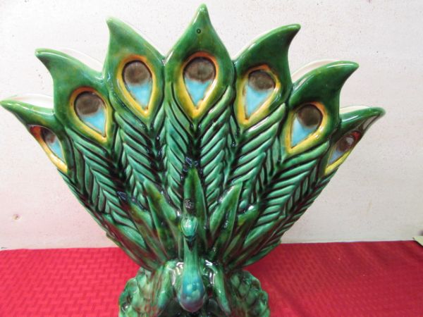 VINTAGE CERAMIC PEACOCK VASE