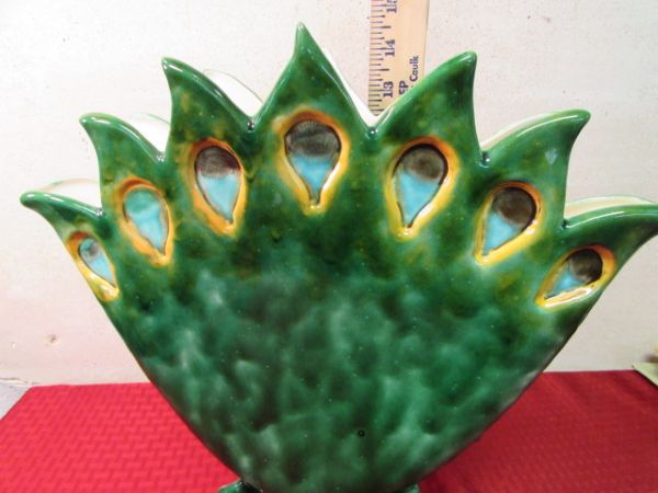 VINTAGE CERAMIC PEACOCK VASE