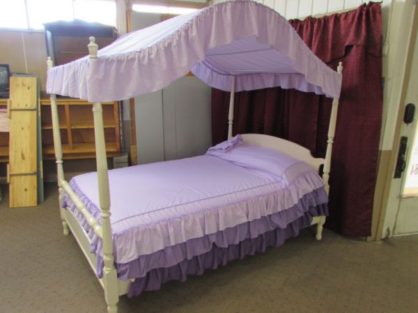 VINTAGE FULL SIZE FOUR POSTER CANOPY BED