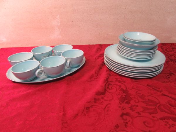 DISHWARE, MUGS & DIVIDED SERVING DISH