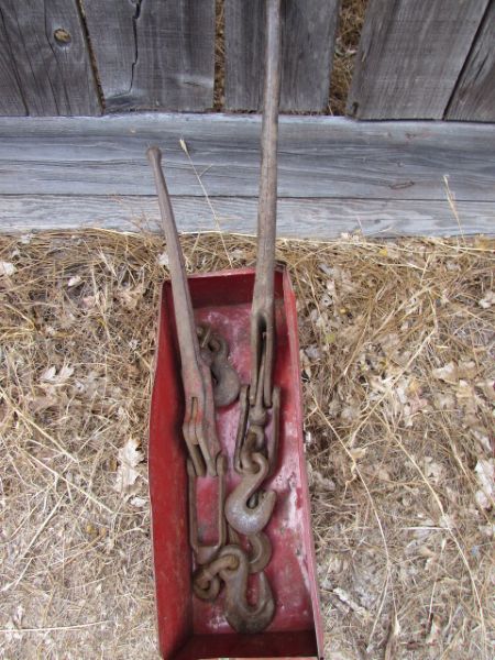 TWO METAL CHAIN BINDERS WITH STORAGE BOX