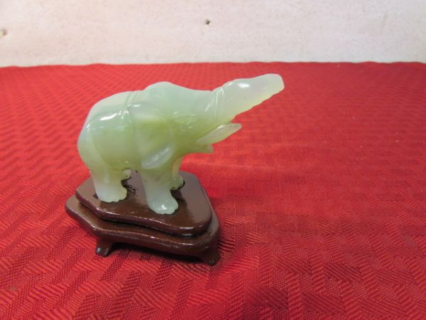 VINTAGE CARVED JADE ELEPHANT