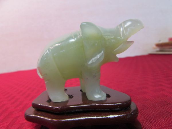 VINTAGE CARVED JADE ELEPHANT